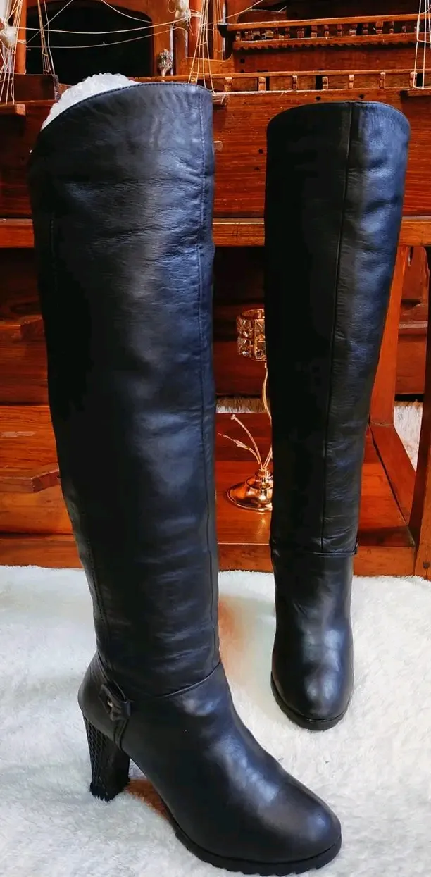 Bottes hautes noires cuir à talon 3