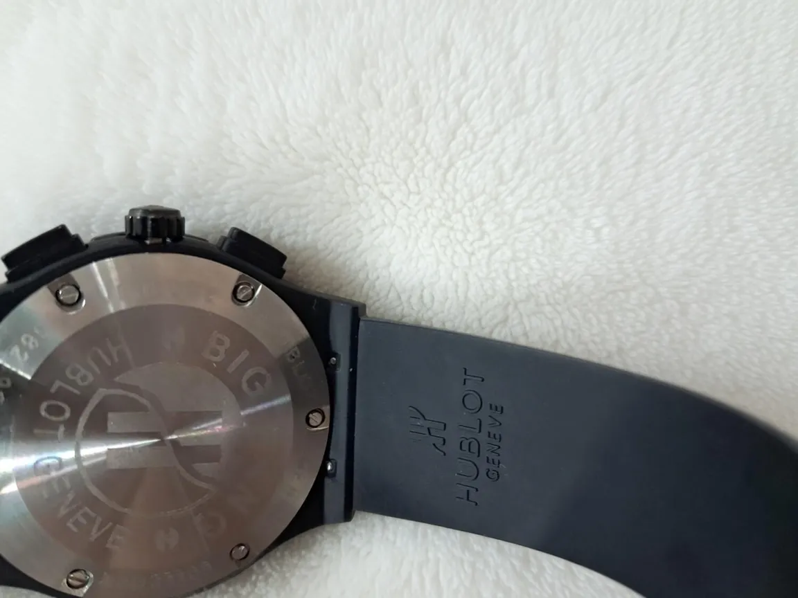 Montre chronographe noire et rose gold 5