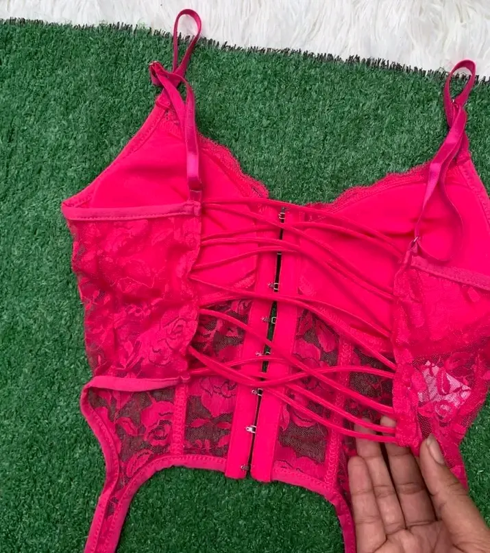 Soutien-gorge corset rose fluo dentelle 2