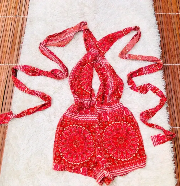 Iro combishort Rouge Imprimé Ethnique Ornements Dorés 4