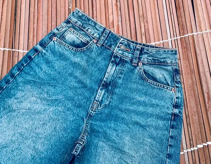 Short en jean bleu délavé vintage 2