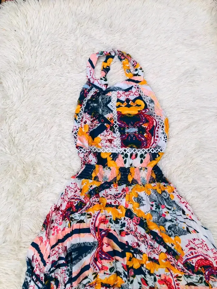 Tableau toile robe colorée fleurs art 2