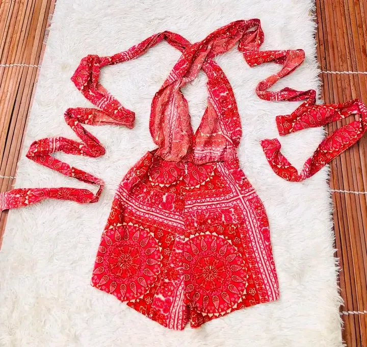 Iro combishort Rouge Imprimé Ethnique Ornements Dorés 2