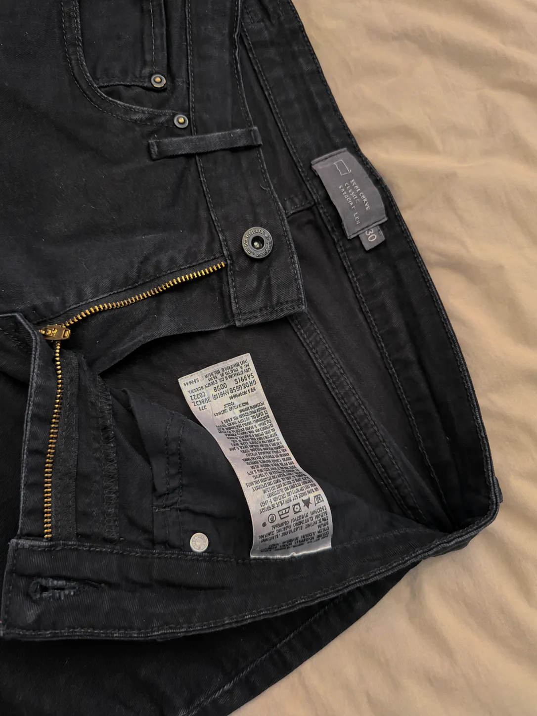 Jean Levi's femme W30 - noir – Levi's – taille 40 3