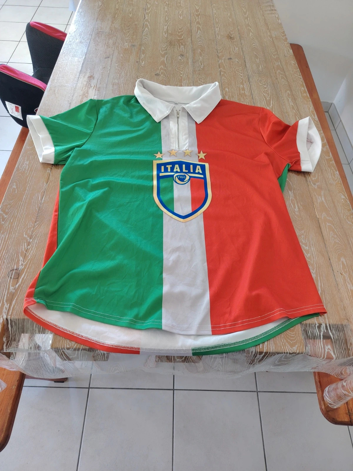 Maillot à col de l'Italie