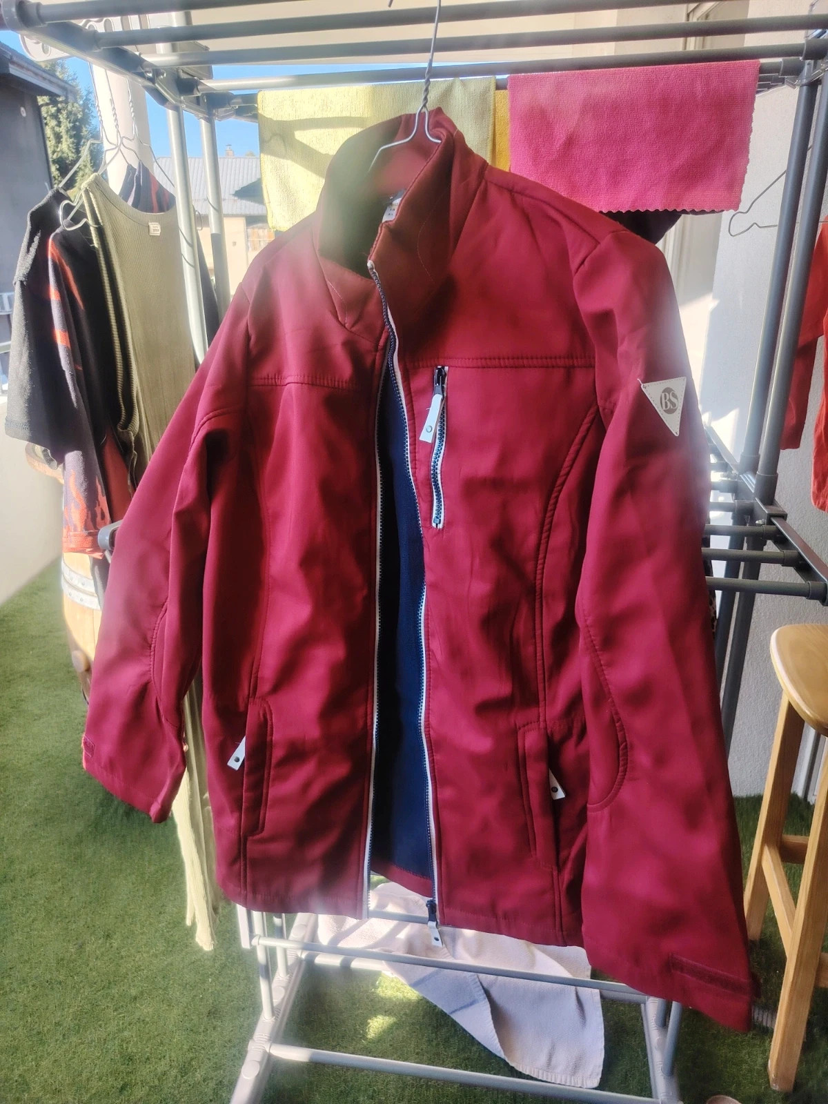Gilet softshell rouge état neuf – Vintage Dressing – taille S 2