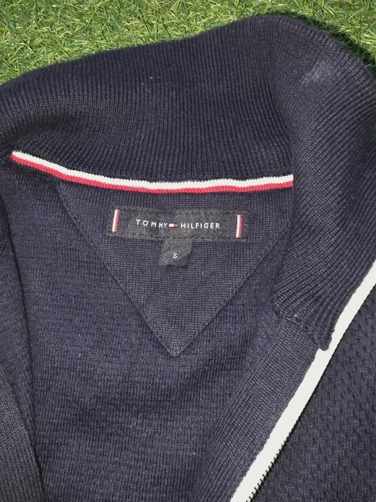 Cardigan zippé Tommy Hilfiger à rayures taille S – Tommy Hilfiger – taille S 4