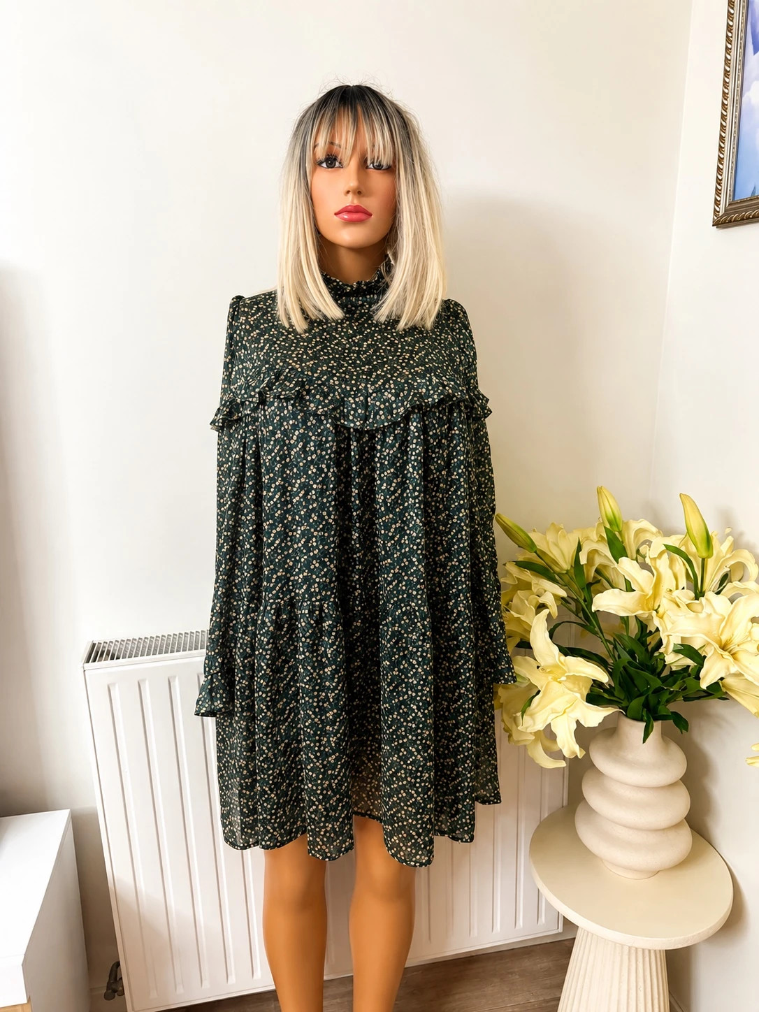 (10) Robe Stella & Suzie