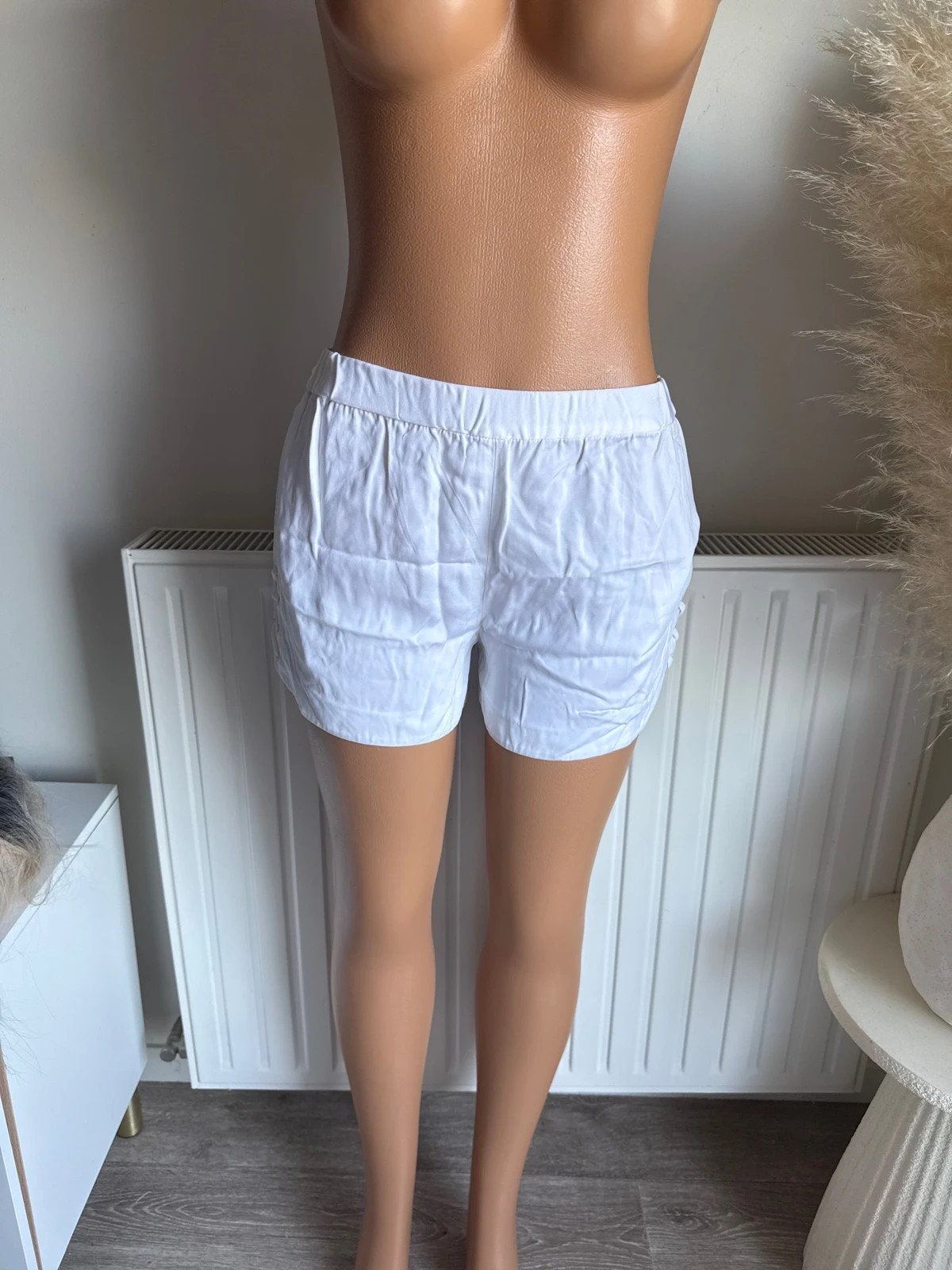 👑 Short Sandro