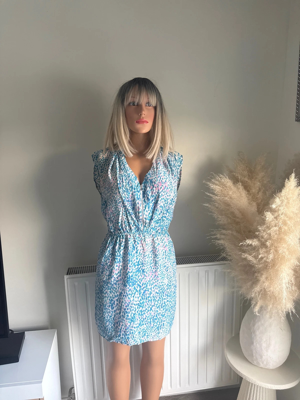 🍎 Robe Sandro