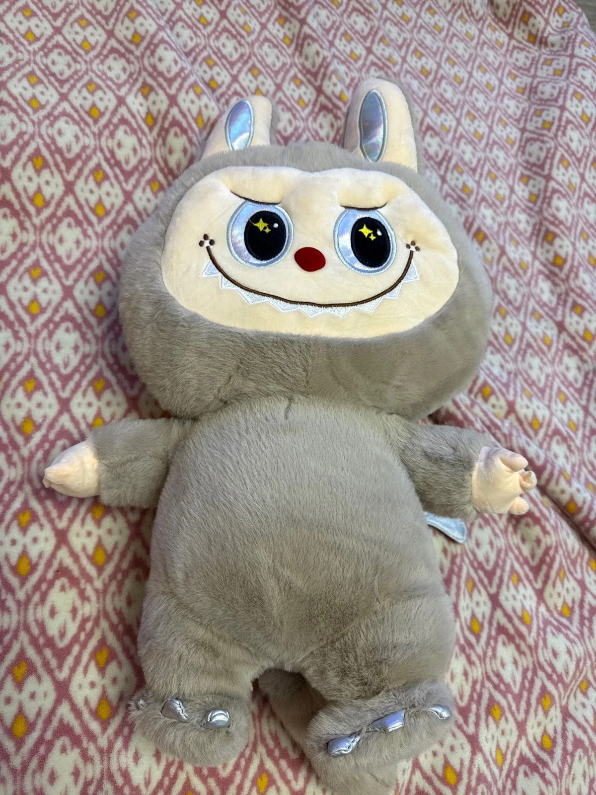 Peluche labubu