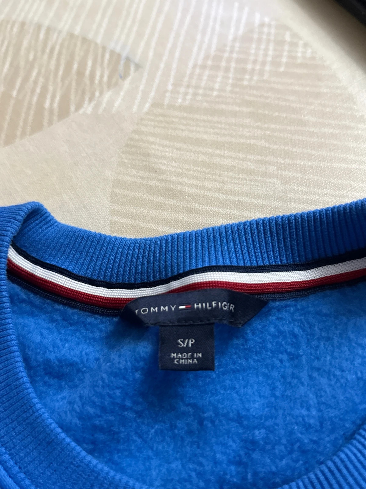🟠 Sweat tommy Hilfiger – Tommy Hilfiger – taille S / 36 / 8 4