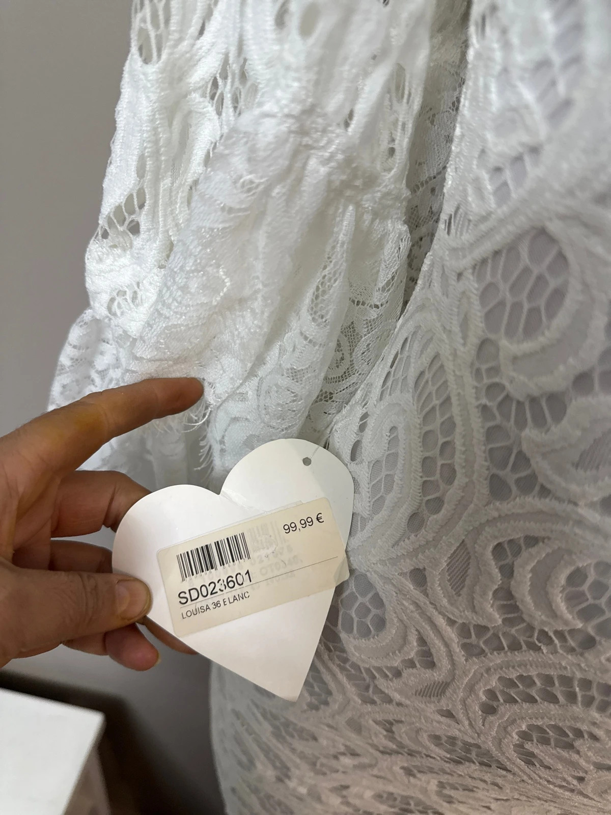 Robe rectro et icone – Point Mariage – taille S / 36 / 8 4