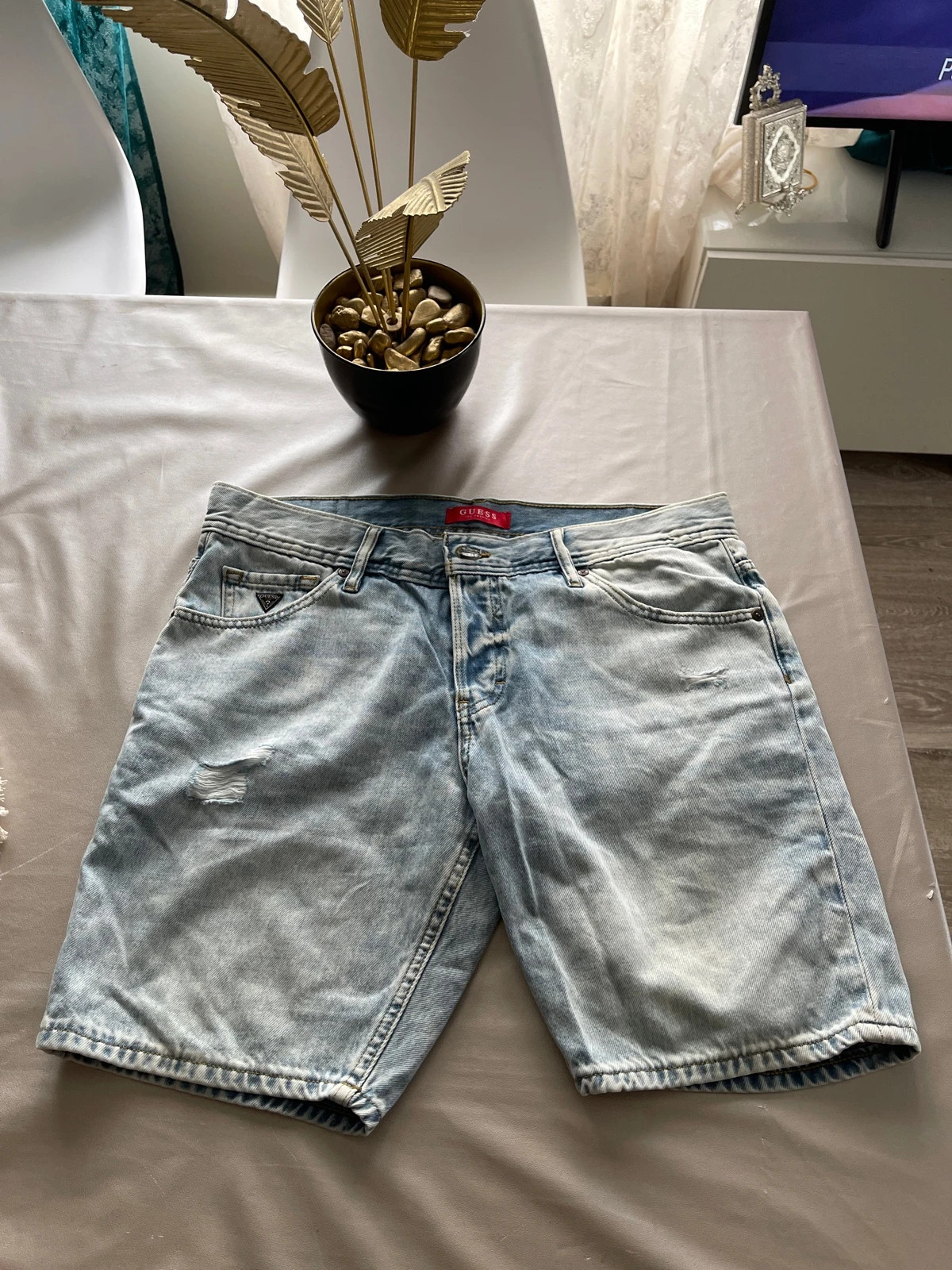 👔 Short guess