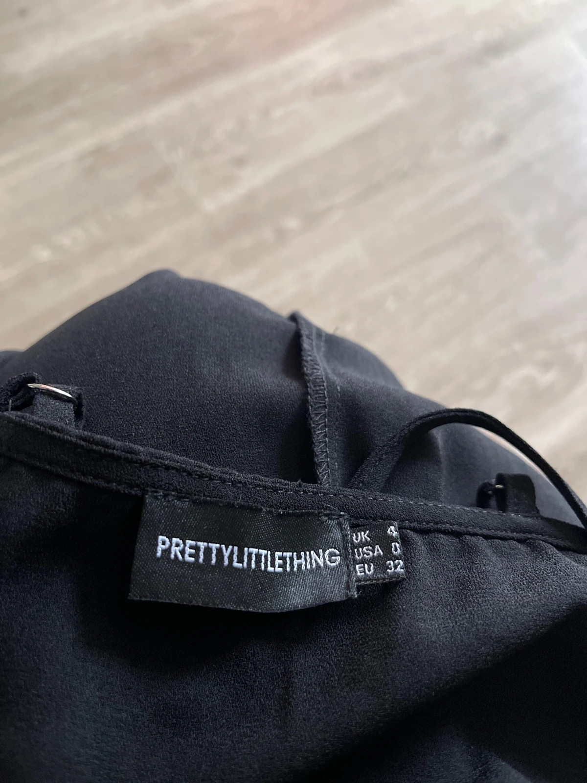 Robe prettylittlething 🩶 – PrettyLittleThing – taille S / 36 / 8 4
