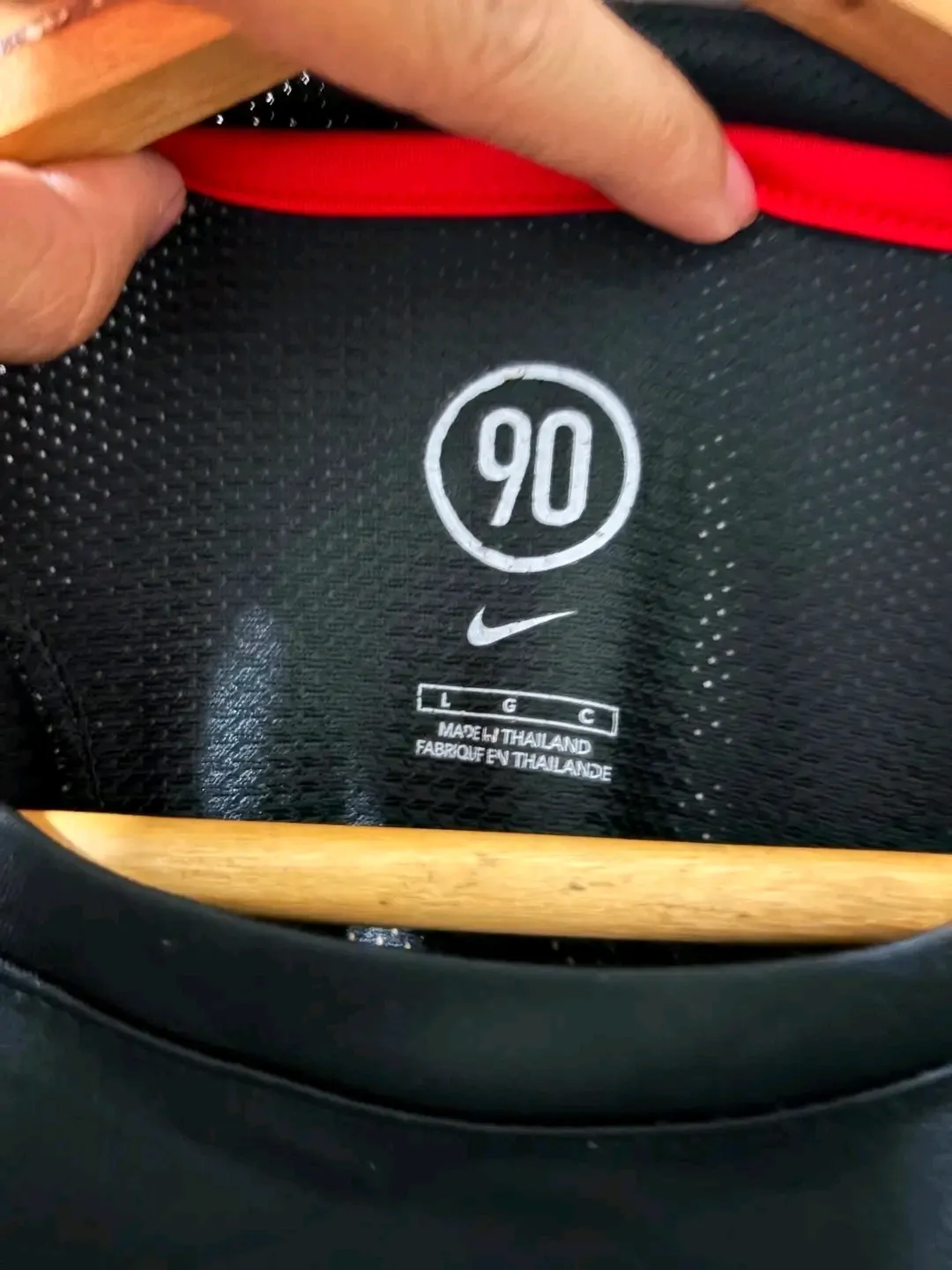 Nike T-shirt Black Red Number 90 2