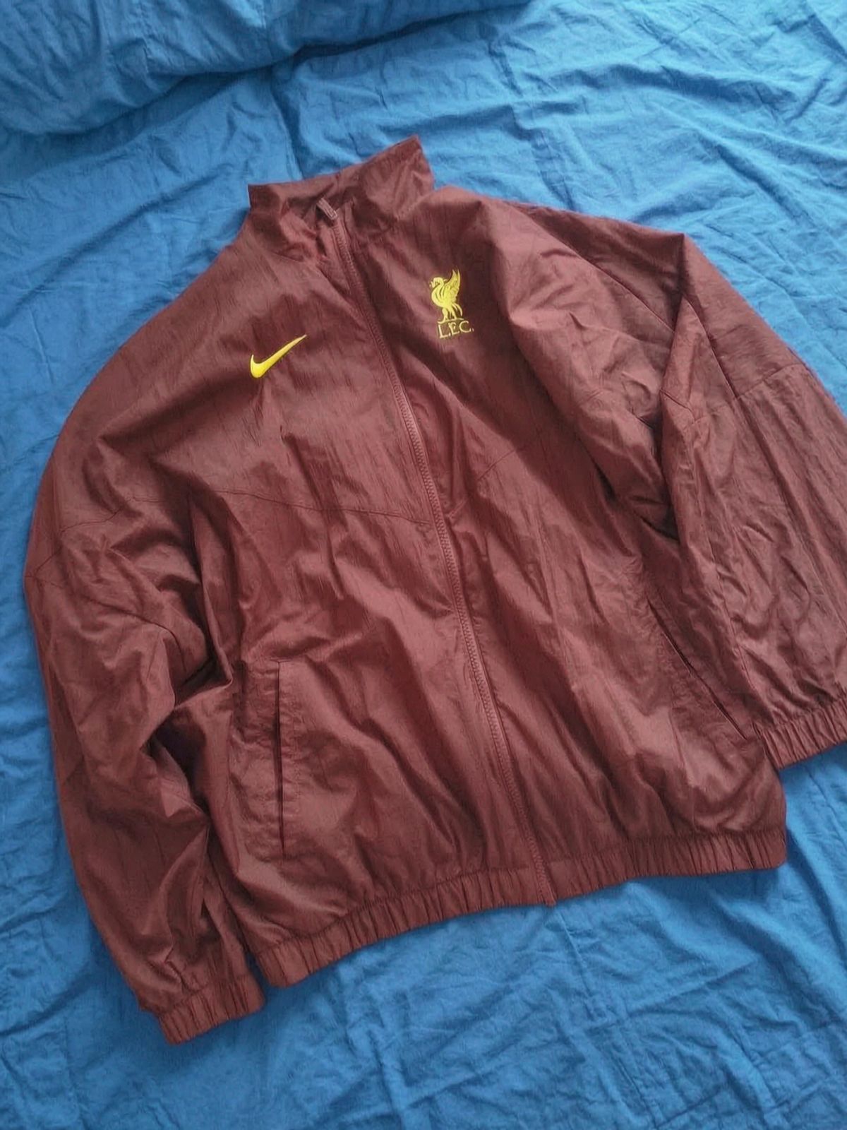 Veste coupe-vent bordeaux fermeture éclair 2