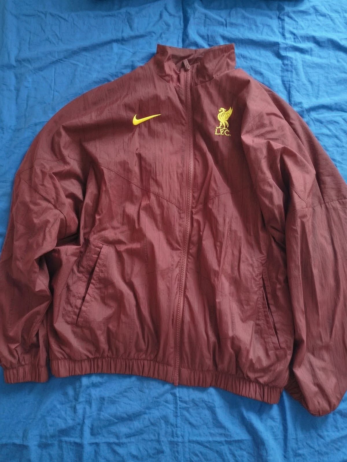 Veste coupe-vent bordeaux fermeture éclair 3