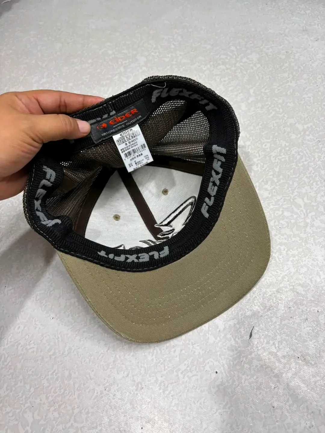 Casquette Adidas trucker beige marron 3