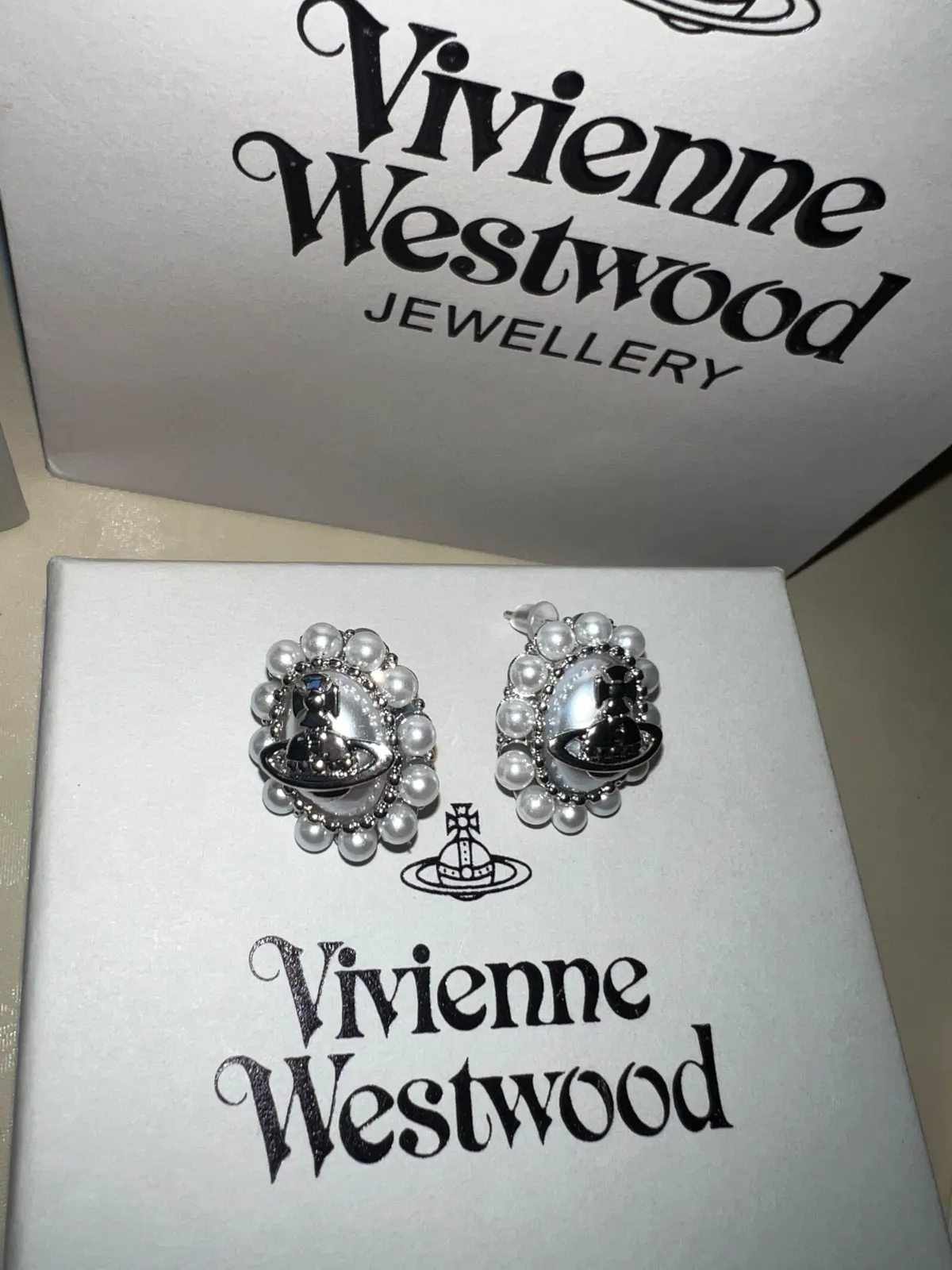 Vivienne Westwood boucles d'oreilles strass