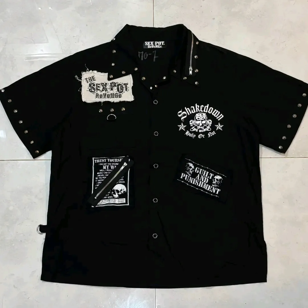 Black Oversized Graphic Skull Shirt 4