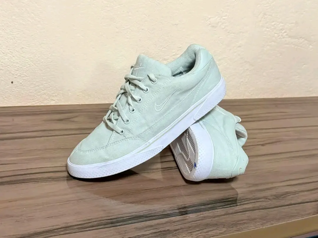 Nike Court Borough Low blanc cassé