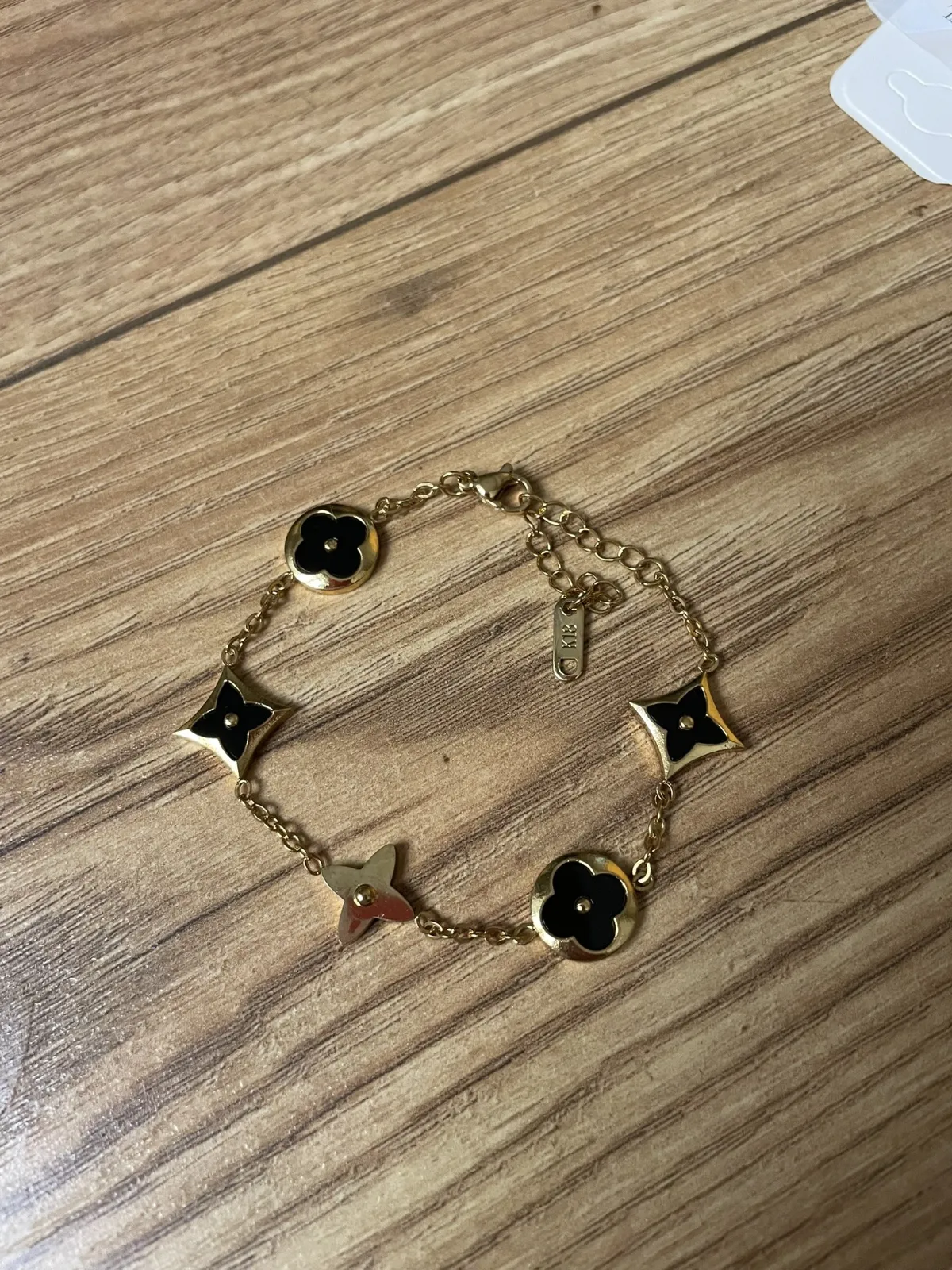 Bracelet chaîne or étoile et cœur 5