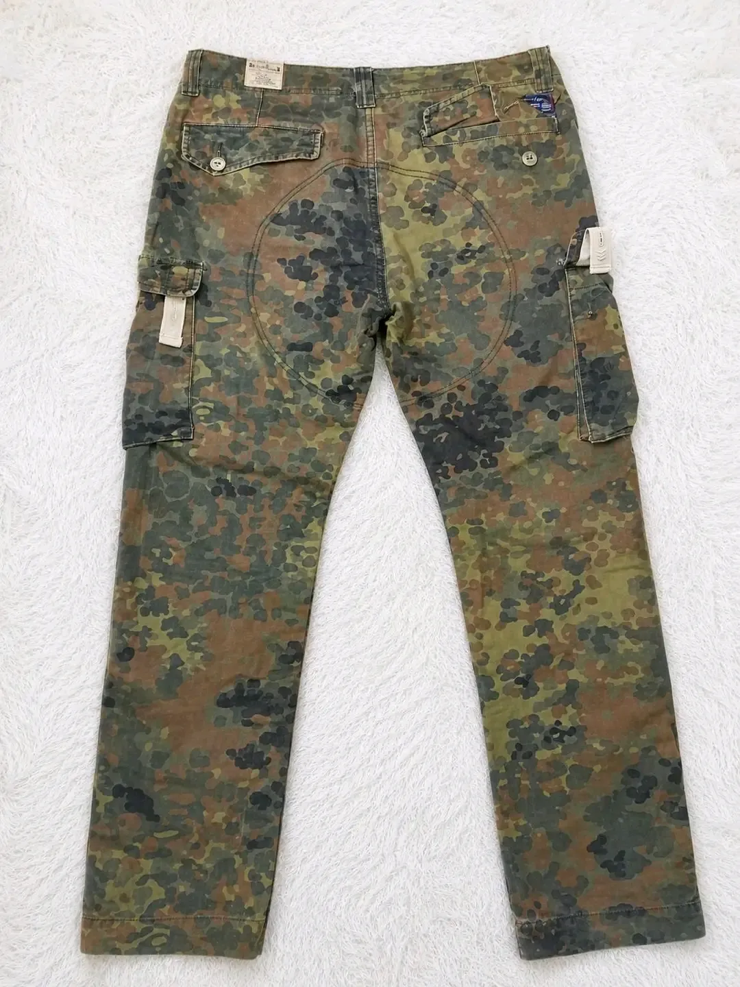 Pantalon cargo camouflage militaire