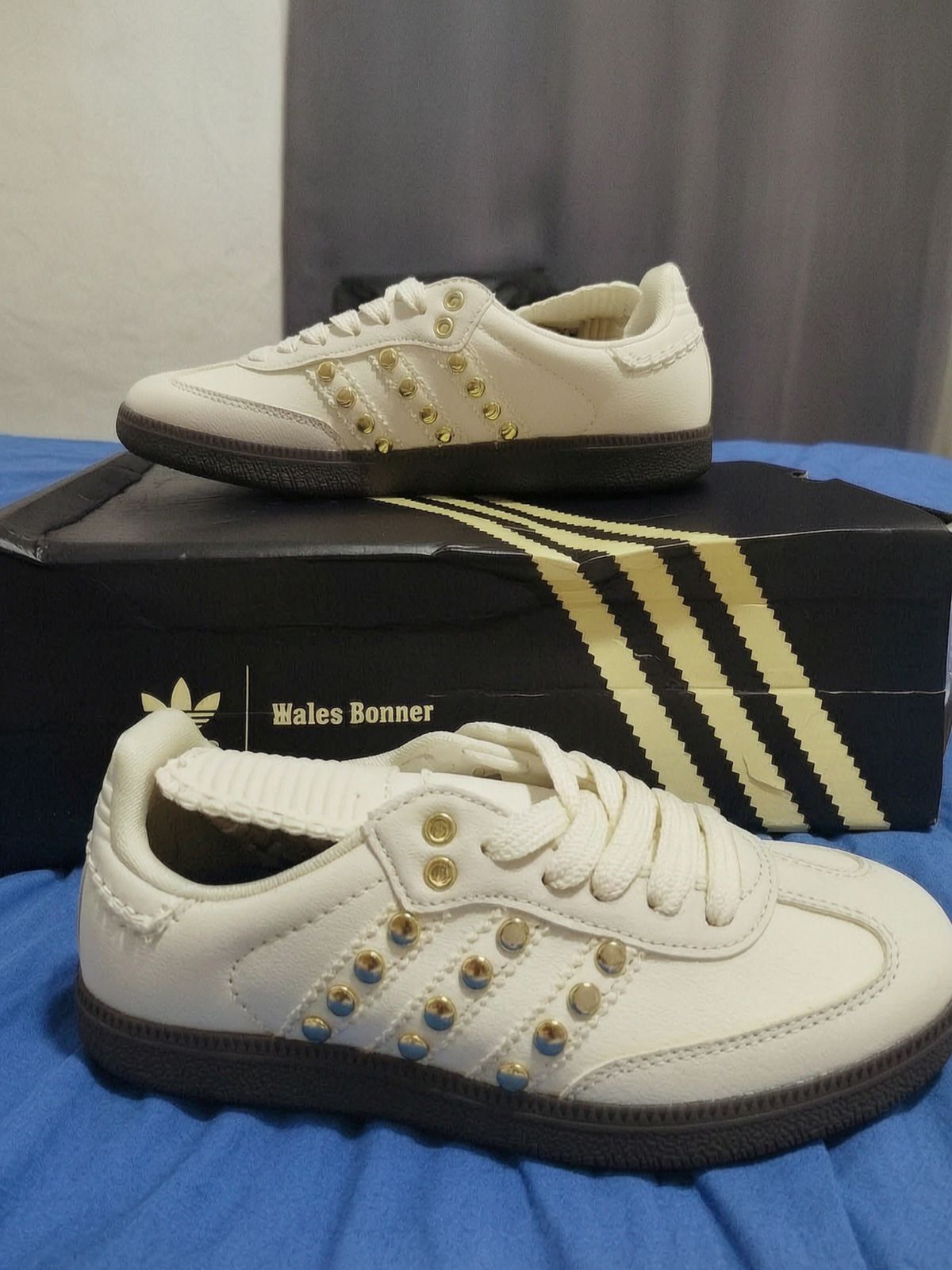 Sneakers Adidas Samba blanches 4