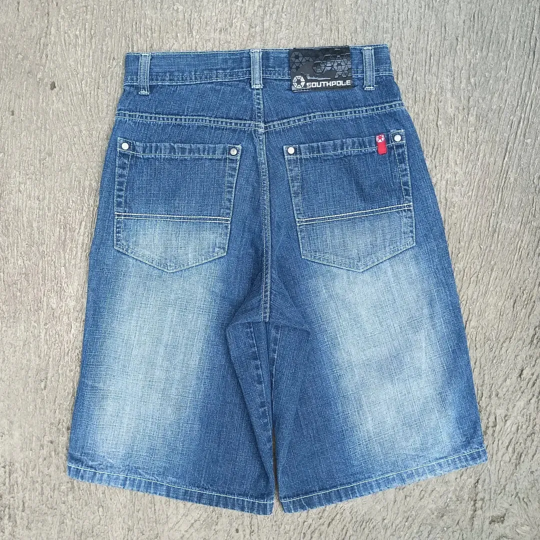 Short en jean bleu délavé