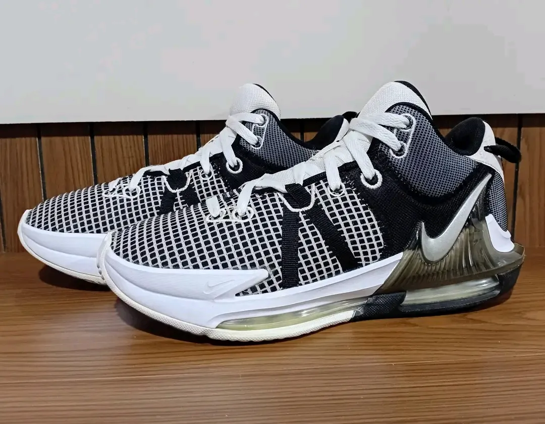Nike LeBron James Basketball Sneakers 3