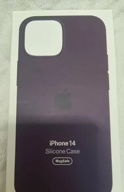 Coque iPhone 11 silicone mauve 2