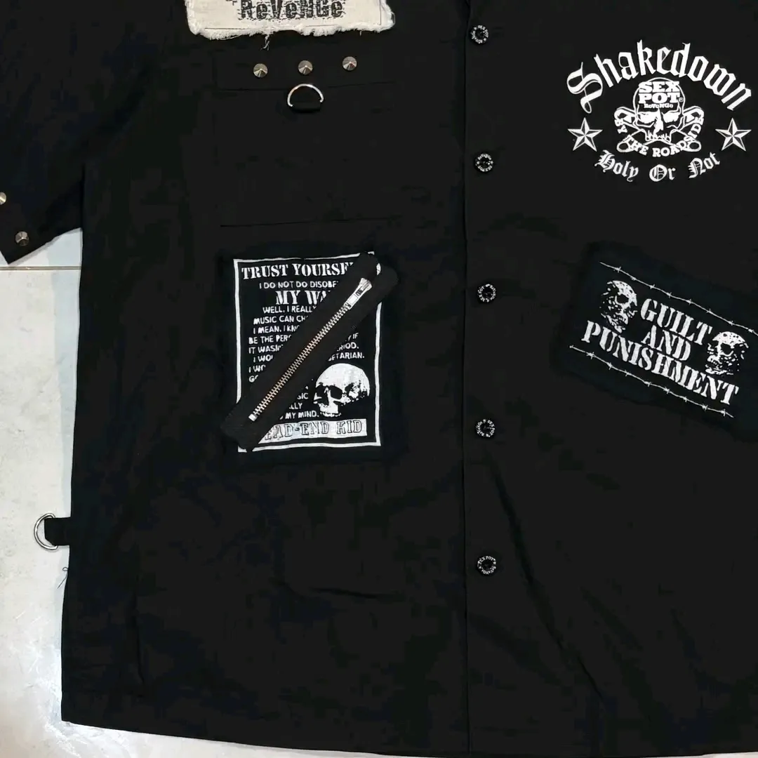 Black Oversized Graphic Skull Shirt 2