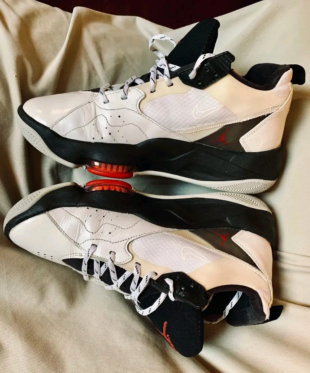 Jordan Air 23 White Black Red 2