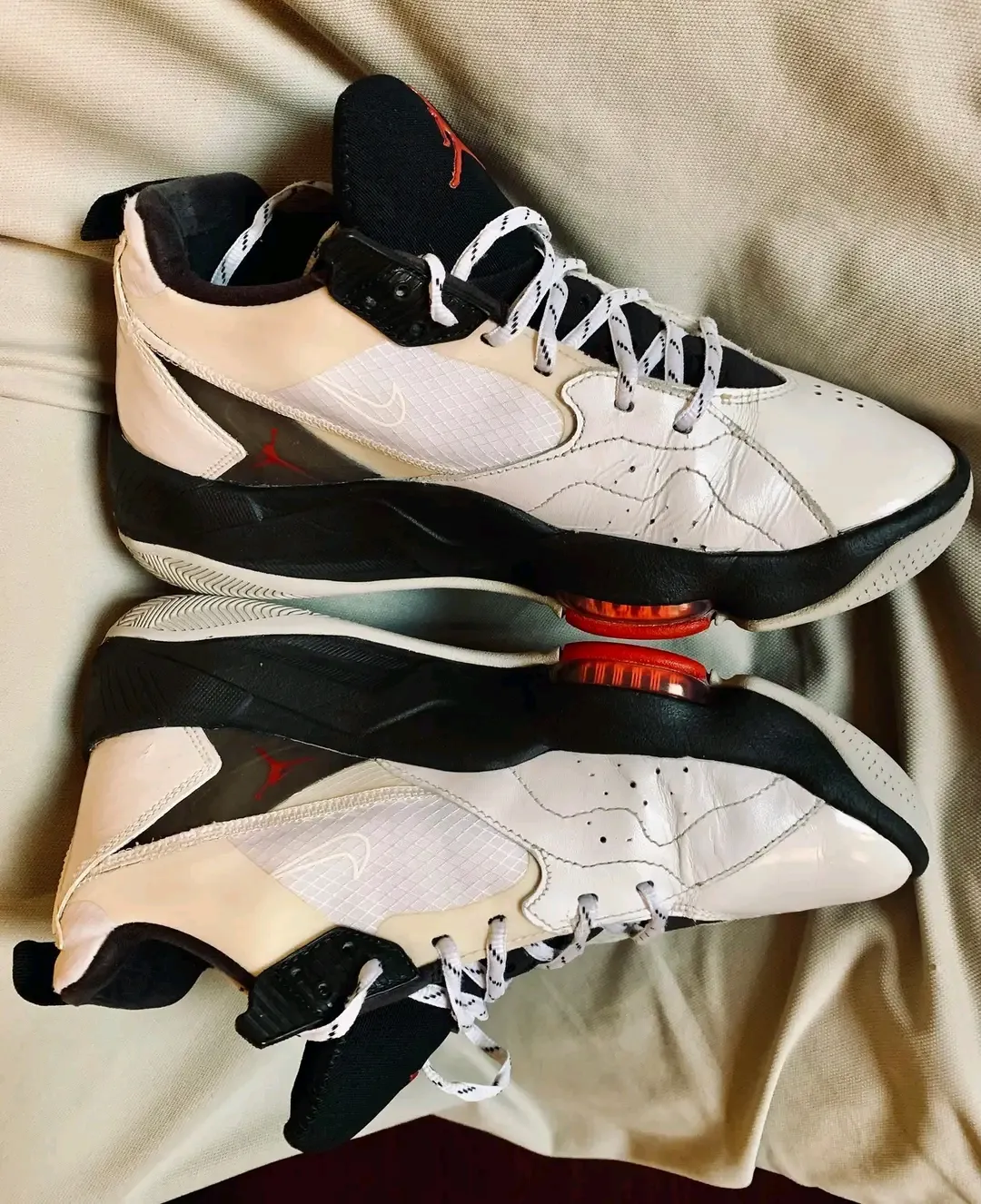 Jordan Air 23 White Black Red 3