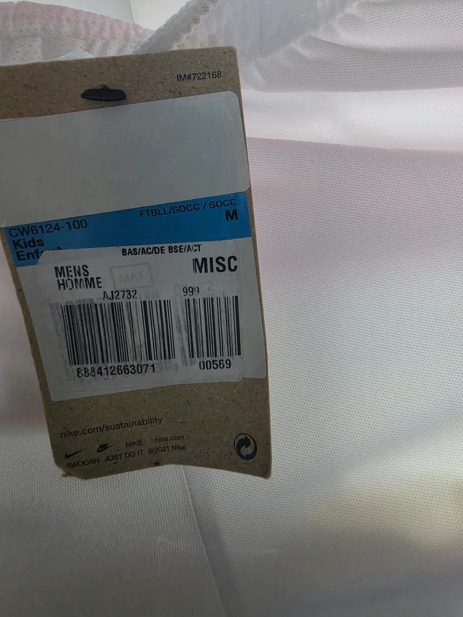 survêtement nike. neuf 
