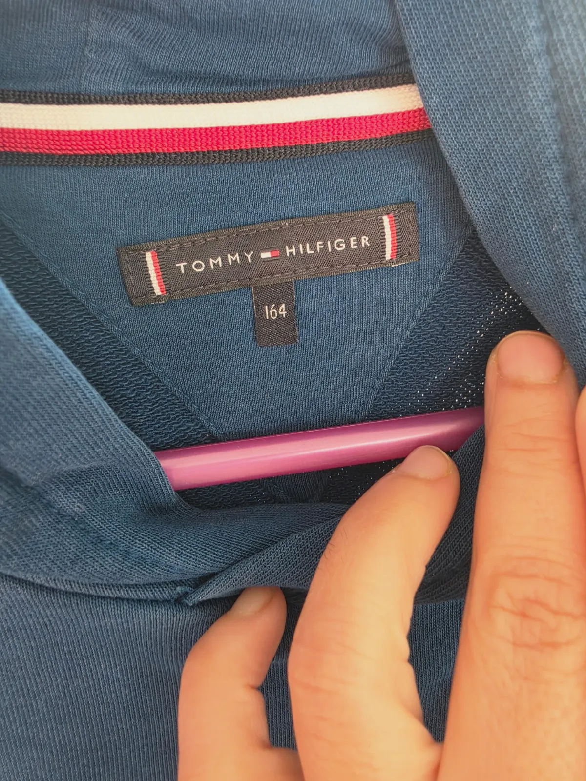 Sweat à capuche Tommy Hilfiger bleu – Tommy Hilfiger – taille L 4