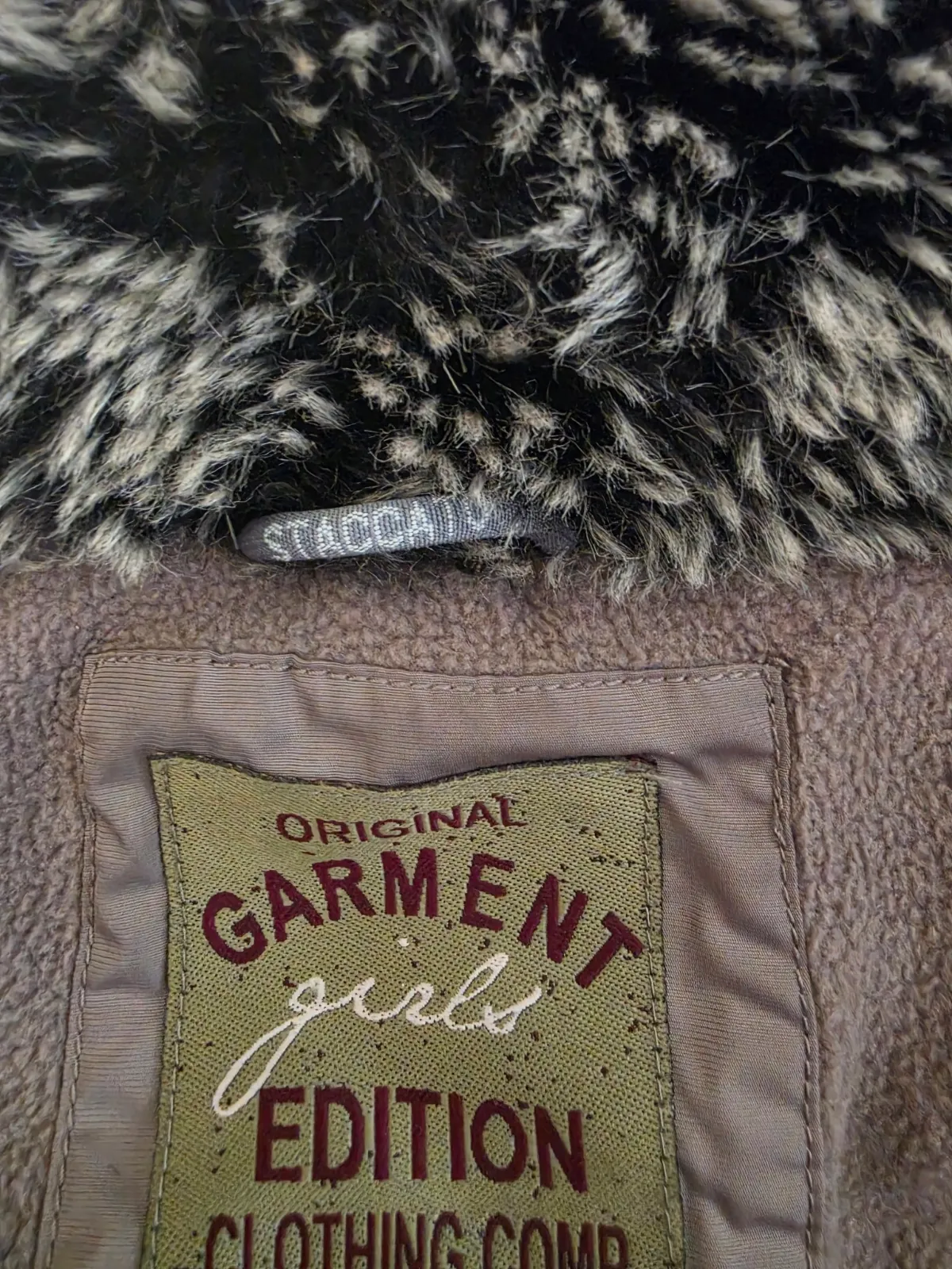veste fille taille 164. très bon état  – staccato – taille 14 ans 7