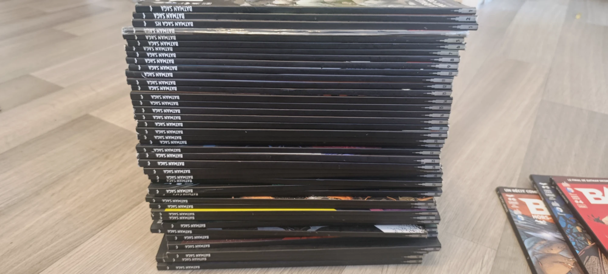 Lot de comics Batman Saga série complète 1 à 42 + 6 Hors-Série Urban Comics