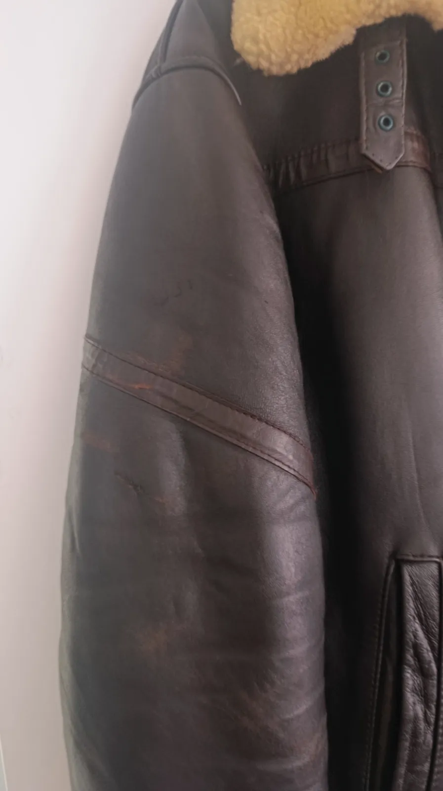Blouson bombardier en cuir marron et mouton – France – taille L 3