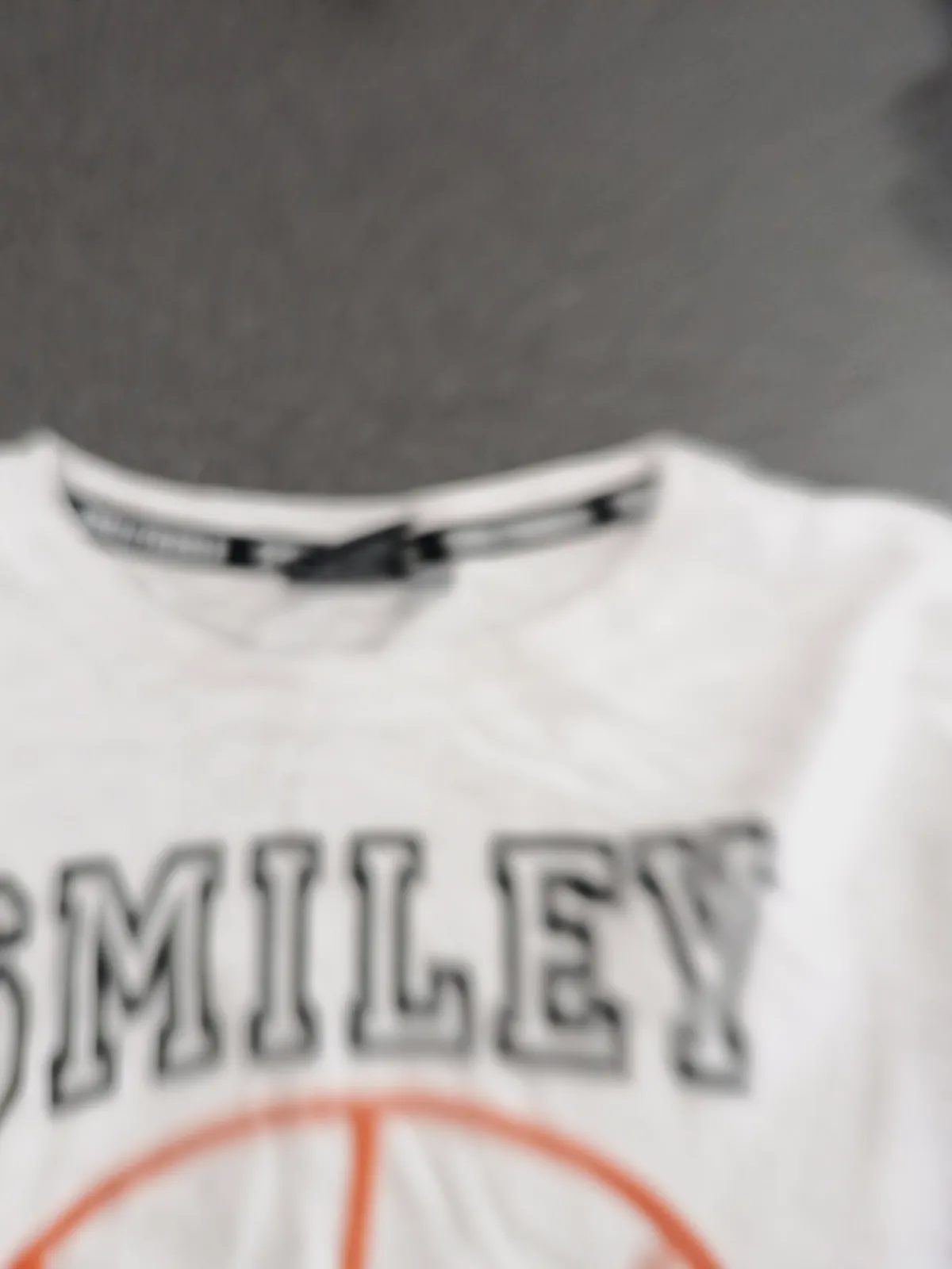 T-shirt manche longue  – Smiley World – taille 10 ans 2