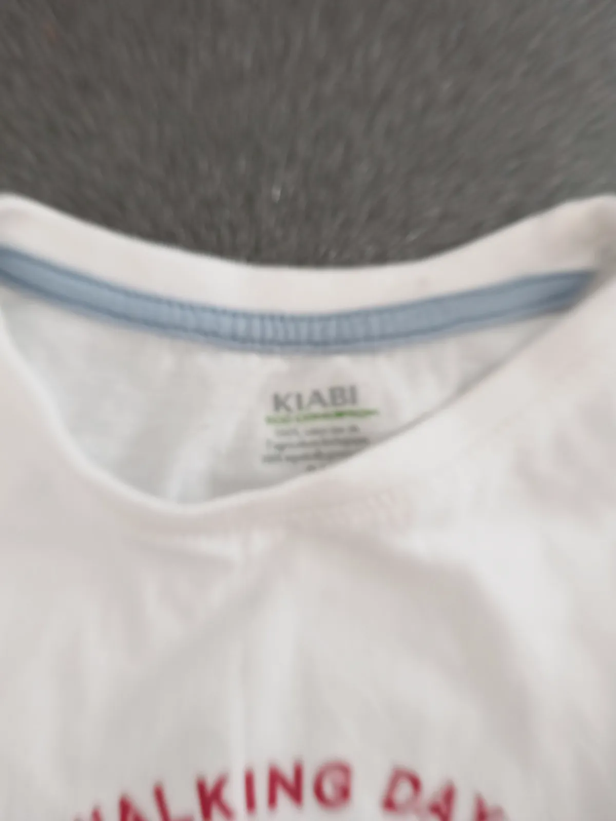 T-shirt manche longue  – Kiabi – taille 8 ans 2