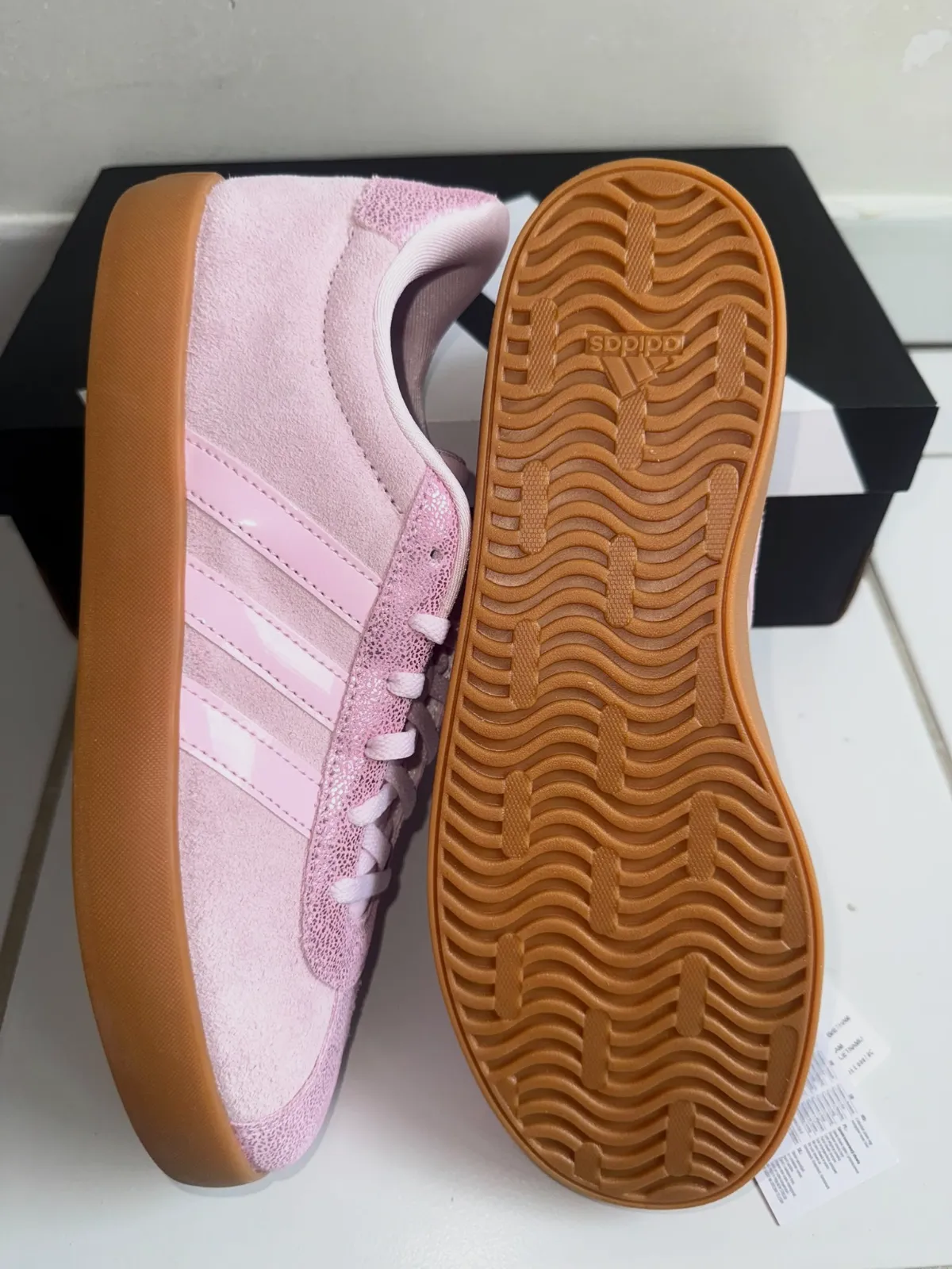 Baskets Adidas roses en daim – Adidas – taille EU 40 3