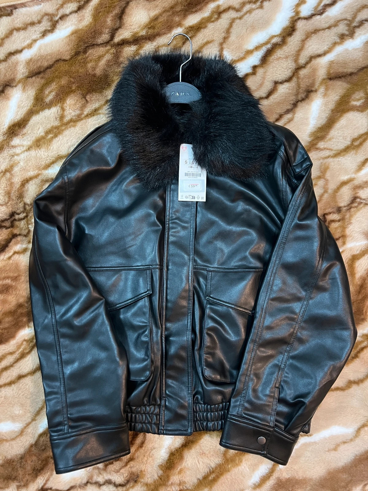 Cazadora Cuello Efecto Pelo Desmontable – Zara – taille S / 36 / 8