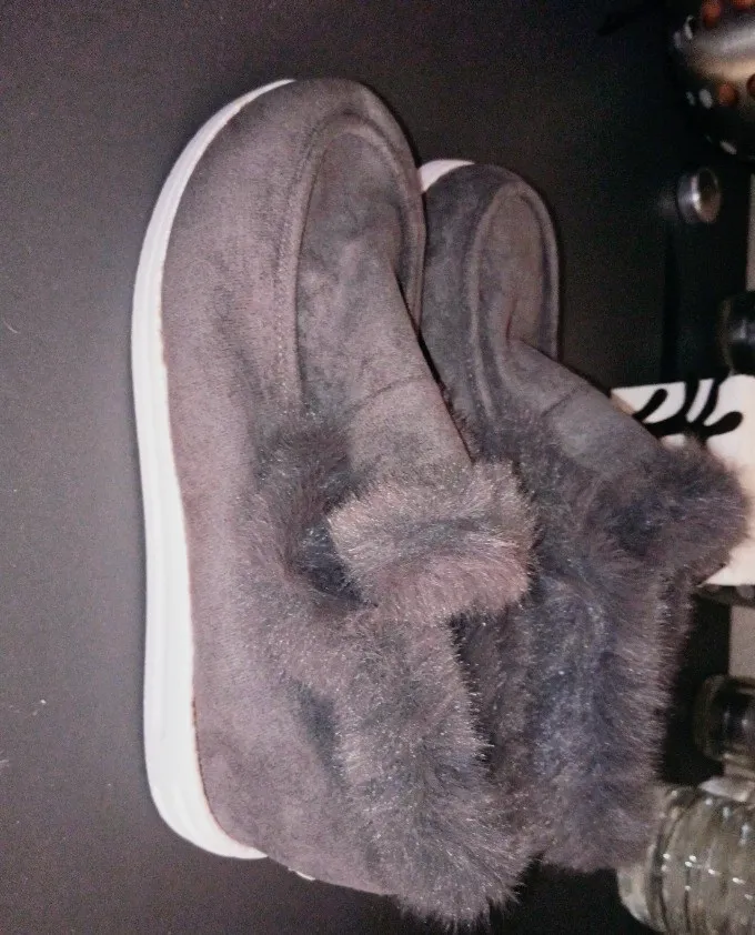 Chaussons mocassins fourrés gris foncé – Sans marque – taille EU 43 2