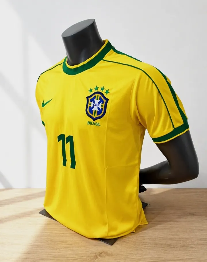 Maillot de football Brésil Nike flocage 11 – Nike – taille L 2