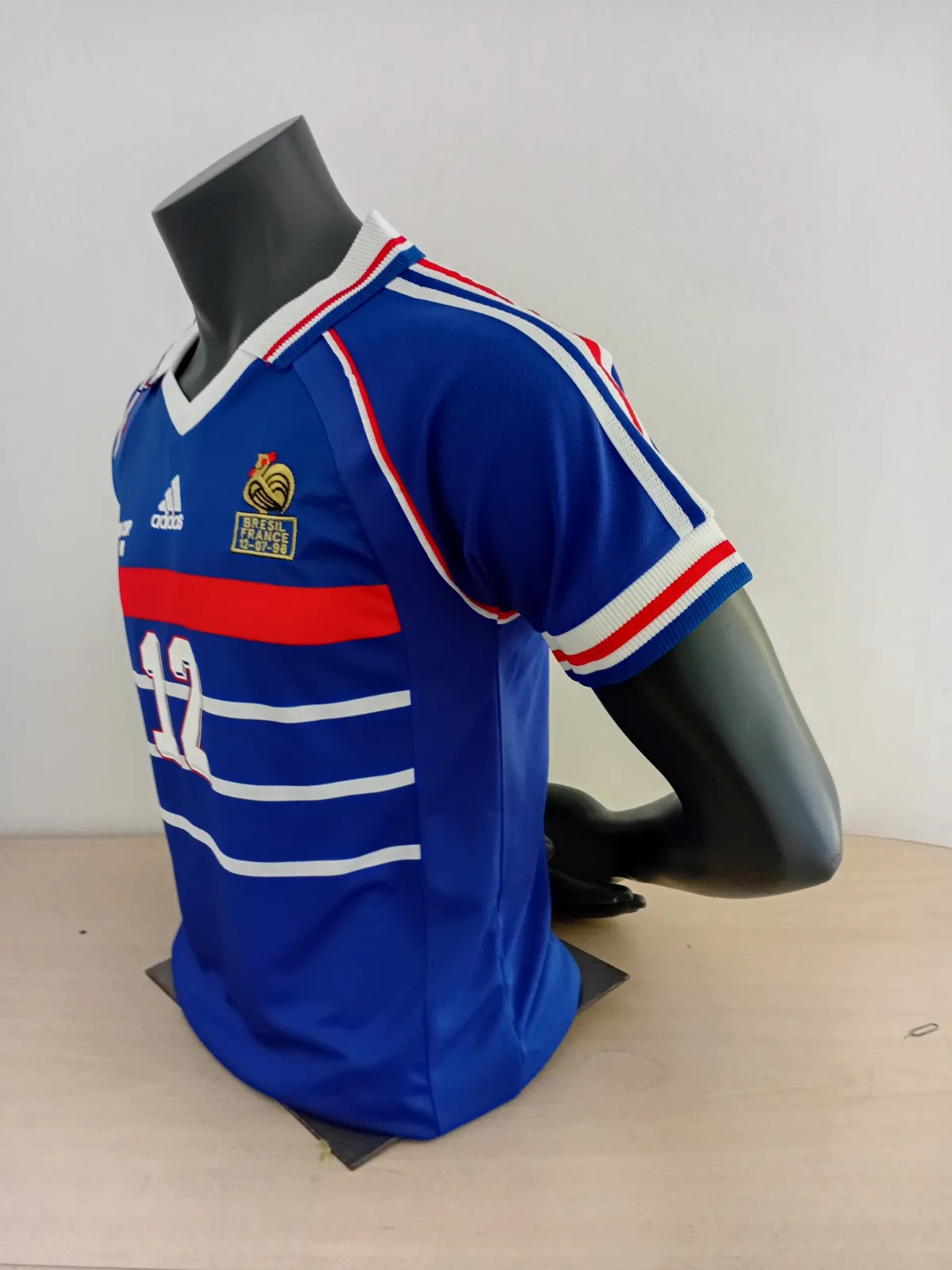 Maillot de football France 98 Adidas Henry 12 – Adidas – taille L 4