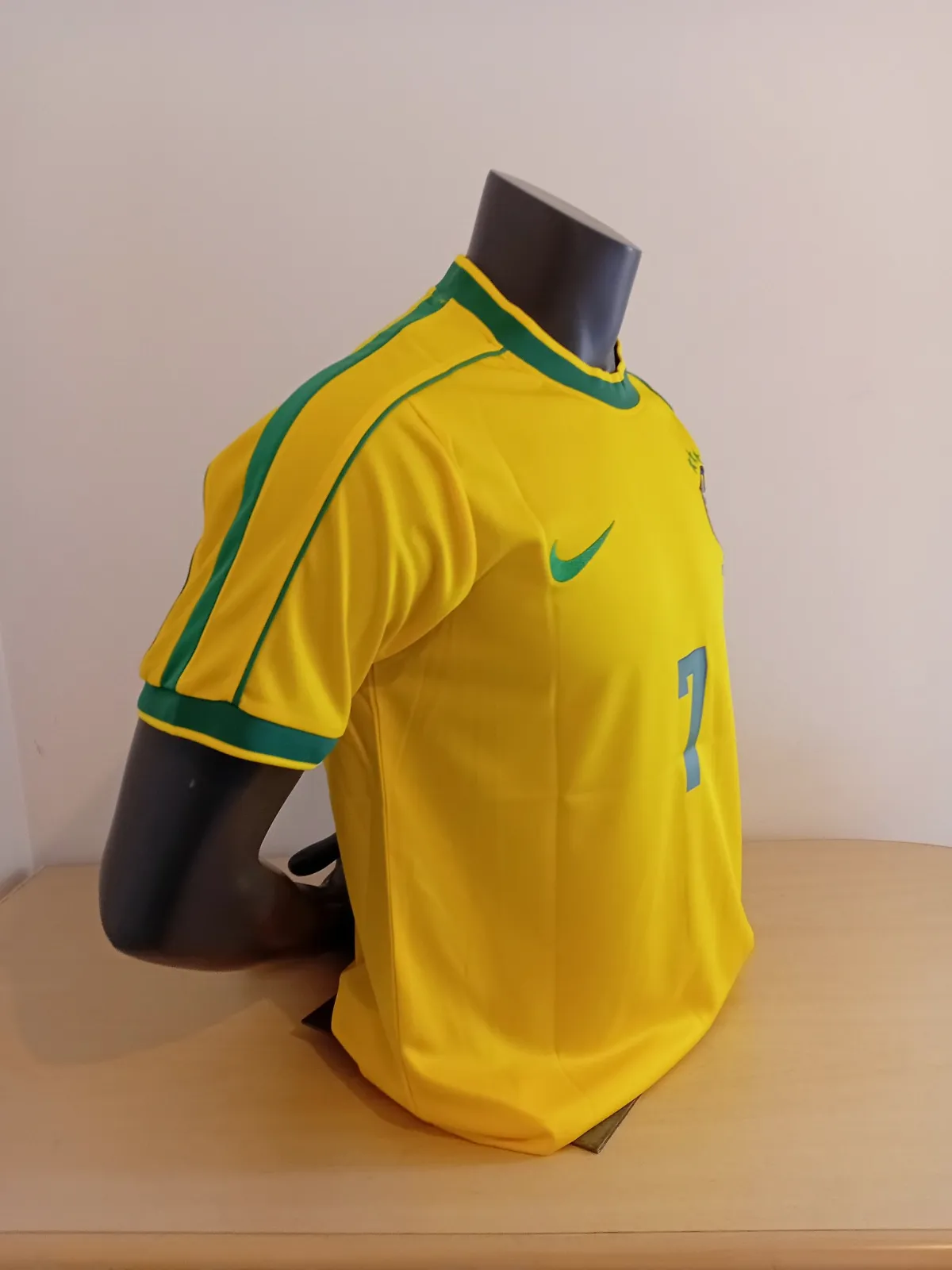 Maillot de football Brésil Nike Ronaldinho 7 – Nike – taille S 3