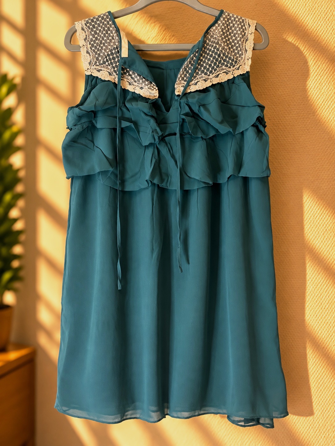 Robe fluide en soie bleu canard avec dentelle S/M – See u soon – taille S 2