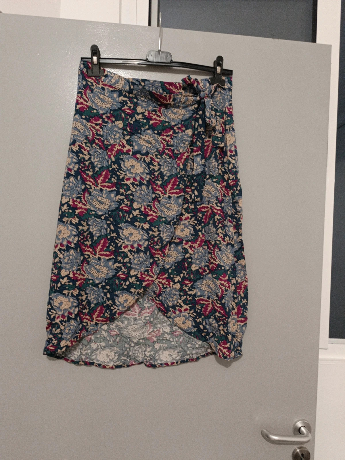 Belle jupe – Gambettes Box – taille M / 38 / 10 5